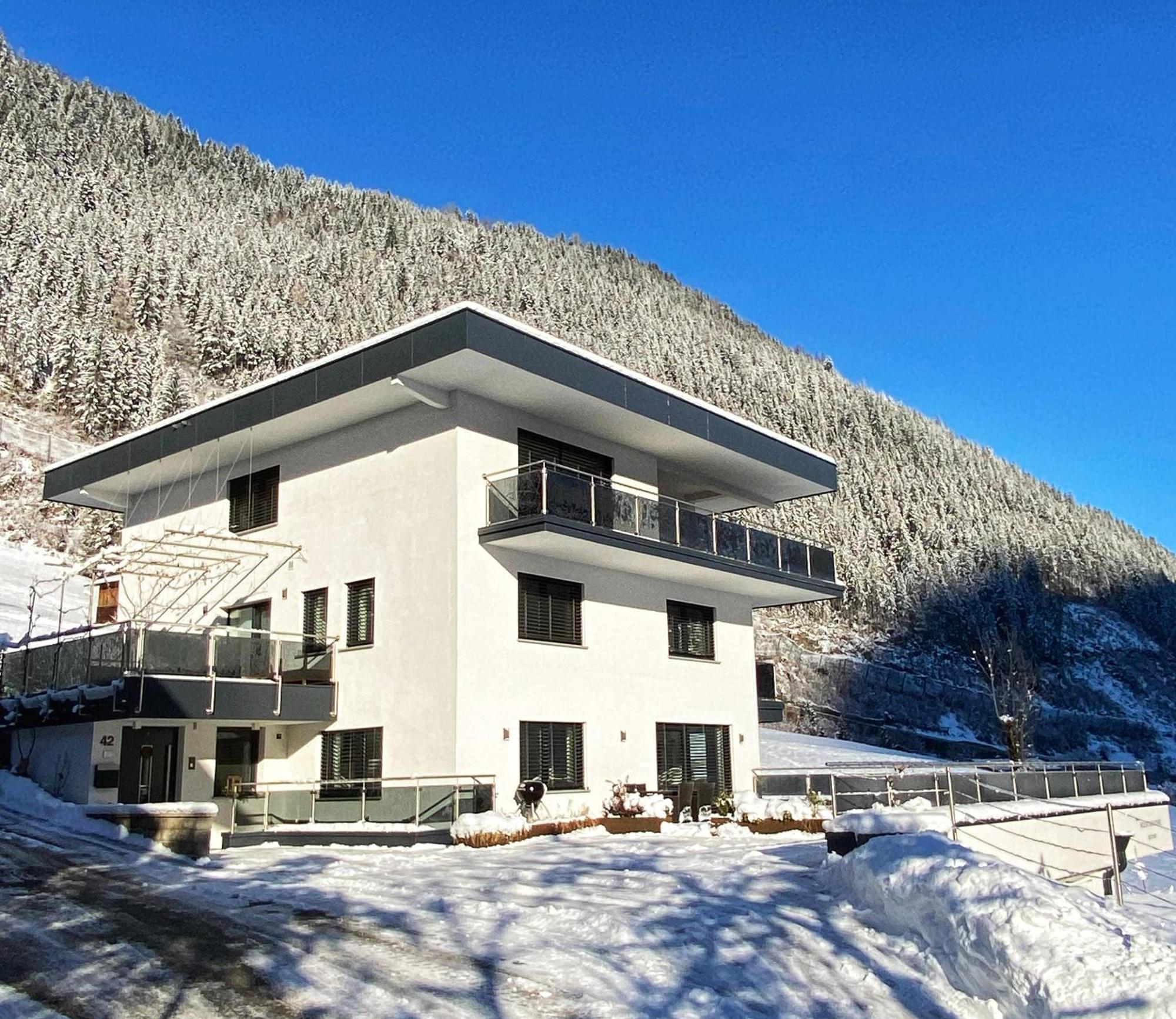 Mountain Home Apartment Finkenberg Dış mekan fotoğraf