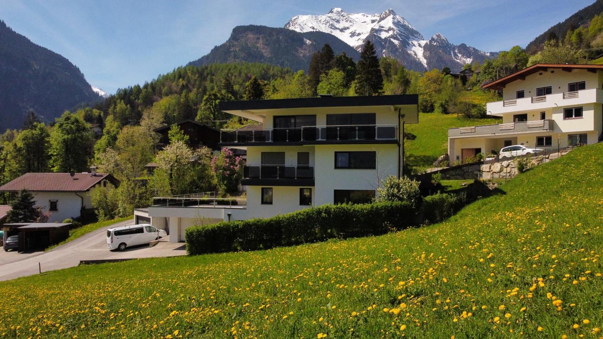 Mountain Home Apartment Finkenberg Dış mekan fotoğraf